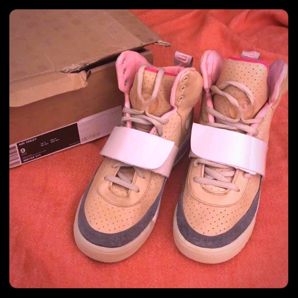 👟👟🏀🏀NIKE AIR YEEZY NET👟👟🏀🏀 NWOT!!!